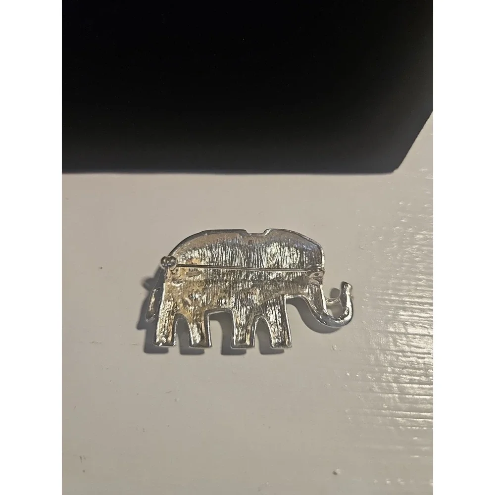 Elephant Marcasite and Rhinestone Brooch Silver Tone Shine Bling